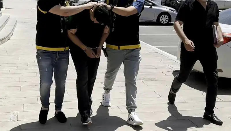 Mezarlıkta Fark Edilen Hırsızlık: Suçüstü Yakalanan Şahıs