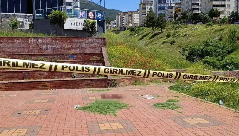 Kahramanmaraş’ta Bıçaklı Kavga Ortalığı Karıştırdı: Bir Kişi Ağır Yaralı
