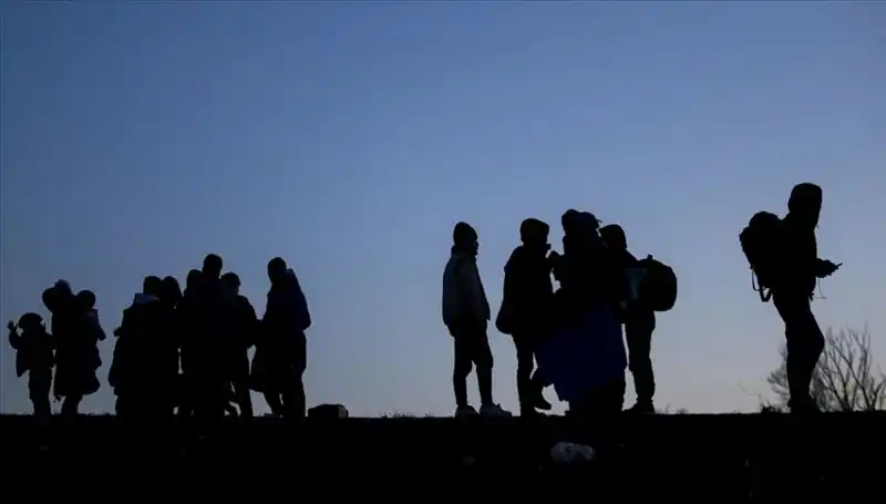 Edirne'de Yüzlerce Düzensiz Göçmen Kurtarıldı: Yeni Gelişmeler