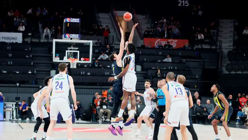 Anadolu Efes ve Panathinaikos Mücadelesi: Tarih ve Saat Belli Oldu!