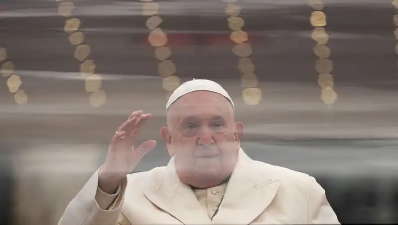 Hastaneden Sesli Mesaj Gönderen Papa Francis'ten Sevgi Dolu Bir Mesaj