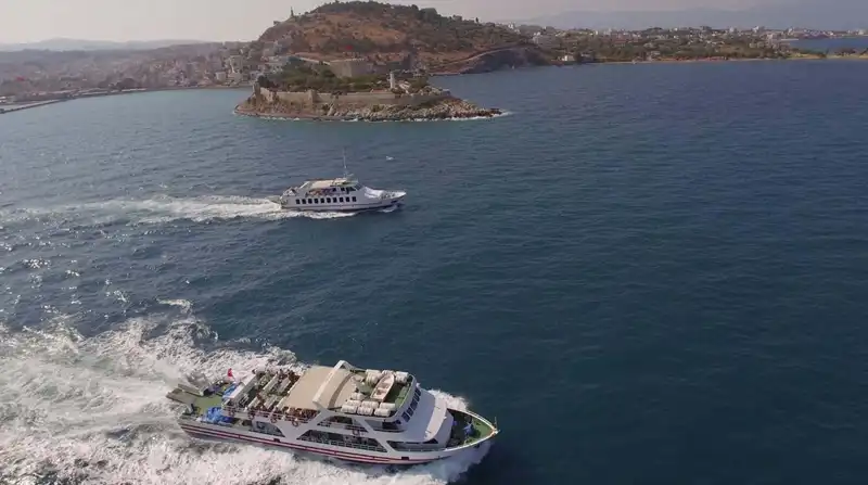 Yunan Adalarında Kapıda Vize ile Yeni Rota: Tatil Cenneti Sizleri Bekliyor