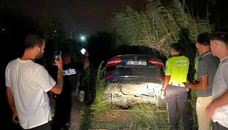 Dur ihtarına uymayan sürücü, dere yatağında bulundu!