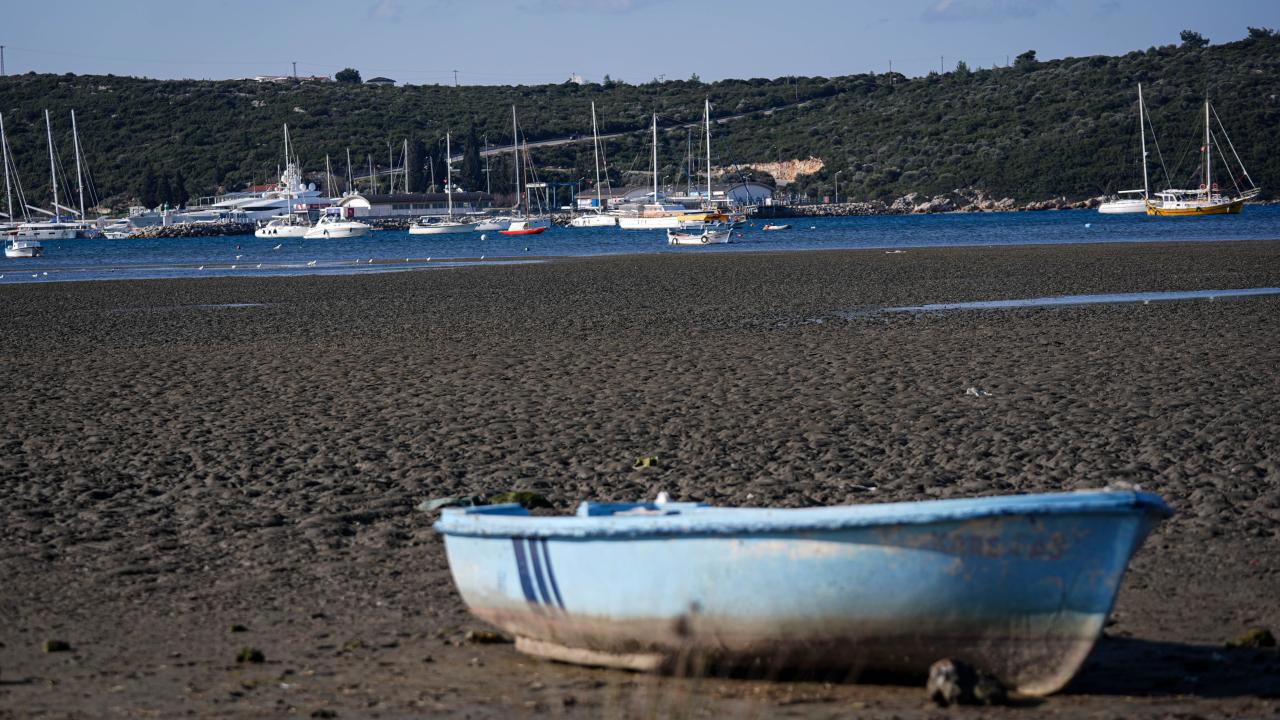 Ege Kıyılarında Deniz Çekilmesiyle İlgili Açıklama Yapıldı