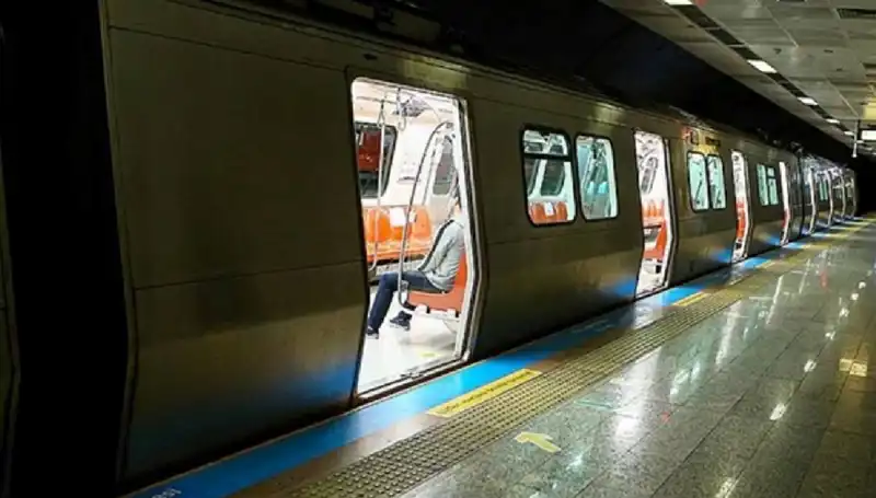 İstanbul'da Metro Duraklarının Kapatılması: Seyahat Planınızı Gözden Geçirin
