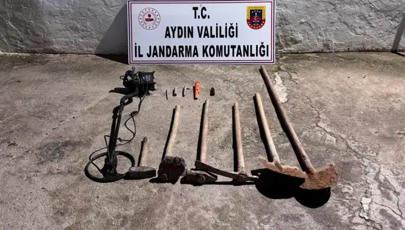 Aydın’da Kaçak Kazı Yaparken Suçüstü Yakalananlar Kıskıvrak!