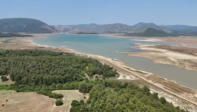 İzmir'de Sarsıcı Gerçek: Geçen Yıla Göre Tehlike Çanları Yüzde 50 Düştü