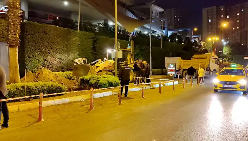 AVM Girişinde Doğalgaz Paniği: Alışverişte Korku Dolu Anlar