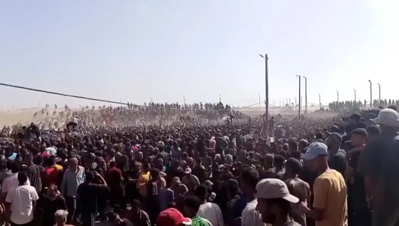 Gazze'de Yardım Dağıtım Noktasına Saldırı: 26 Can Alma Olayı