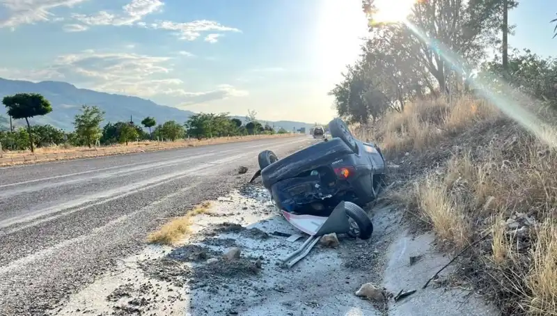 Adıyaman'da Takla Atan Otomobilin Korkunç Kaza Anları