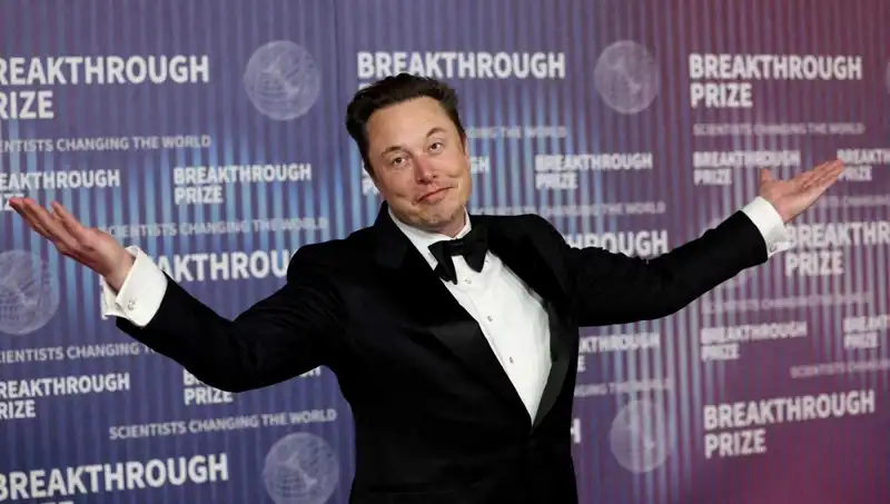 Elon Musk, X'in Yeni Mesajlaşma Uygulamasını Tanıttı: Flört Sitesine Dönüşüyor Mu?