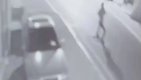 Sokak Ortasında Patlayan El Yapımı Patlayıcı, Şehri Şok Etti!