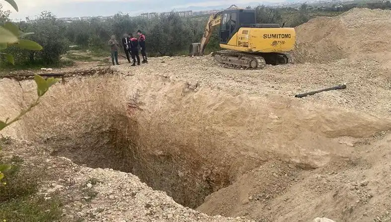 İzinsiz Kazı Yapan 4 Kişi Gözaltına Alındı: Tarihi Alanlarda Tehdit