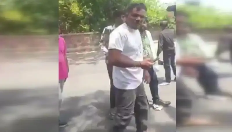 11A Yolcusunun Gerilim Dolu Anları: "Biri Beni Yakaladı!"