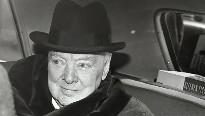 Churchill’in Bekar Evi Satışta: Tarihi Konut Yeni Sahibini Arıyor