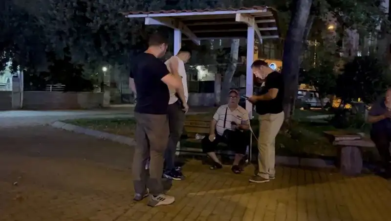 Kısmı Görme Kaybı Olan Adamın Telefonu Çalındı: Şok Edici Olay!