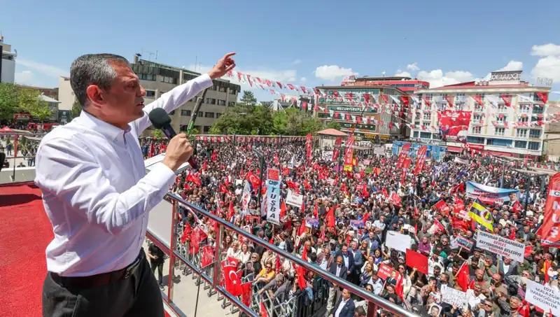 Özgür Özel: Silah Bırakma Çağrısına Tüm Kalbimle Destek Veriyorum