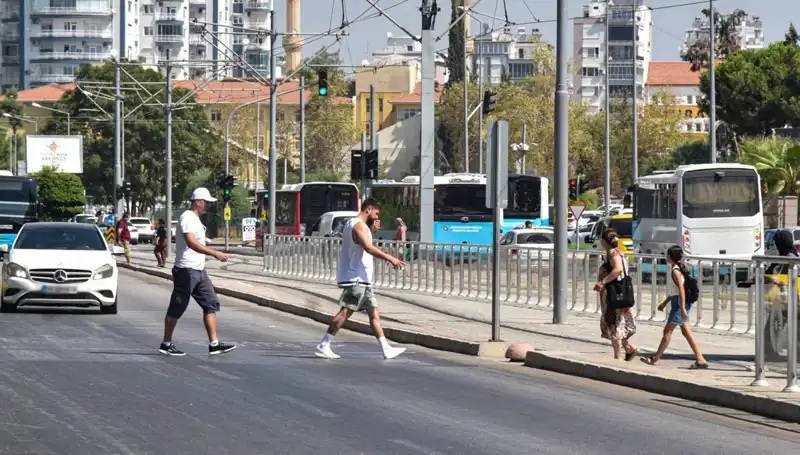 Trafikte Bilinçsizlik Alarm Veriyor: İkinci Sıraya Yerleşti!